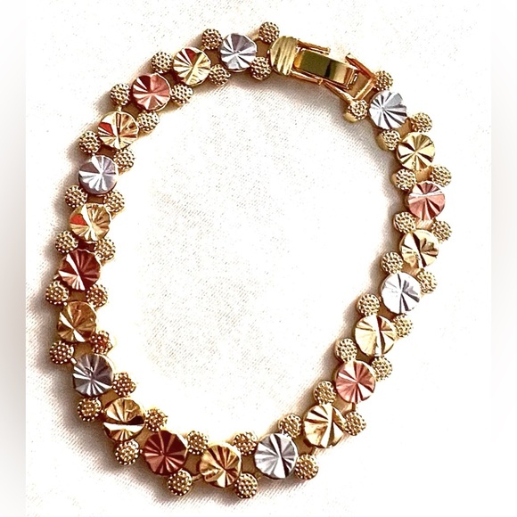 Tri-Tone Mickey Mouse Yellow Gold, White Gold, and Rose Gold Bracelet 🤩 - Picture 2 of 10